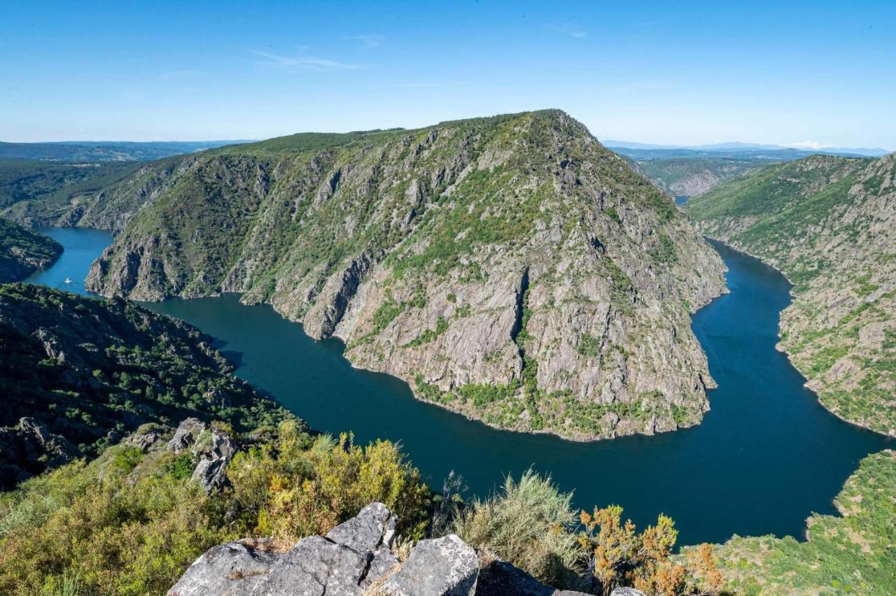 Fogar Rivoira Sacrata Castro Caldelas Exteriér fotografie