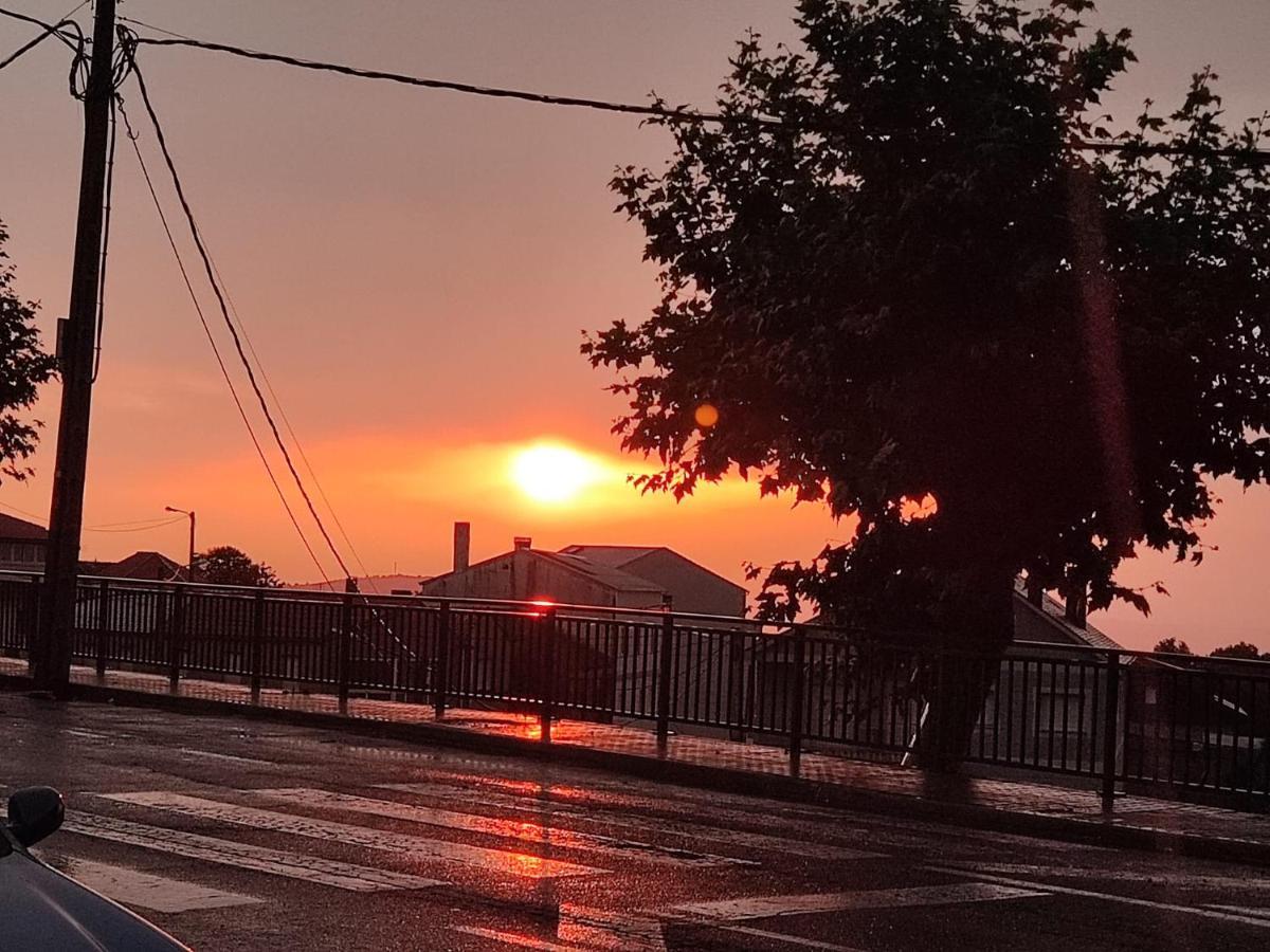 Fogar Rivoira Sacrata Castro Caldelas Exteriér fotografie